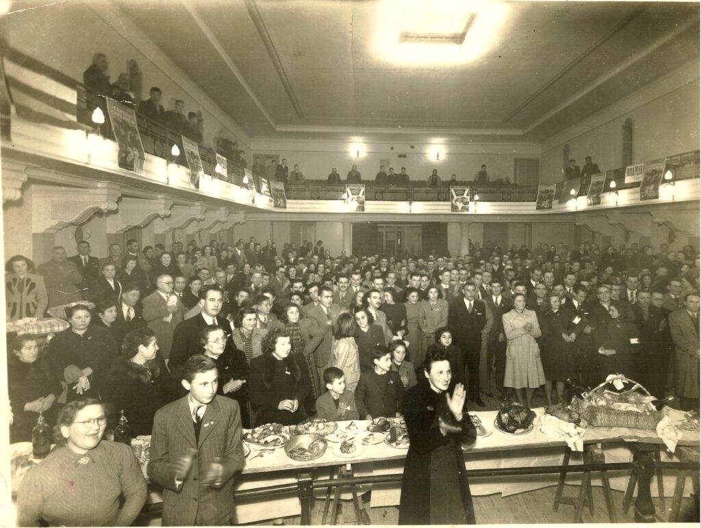 Fiesta de la Victoria - Año 1945.